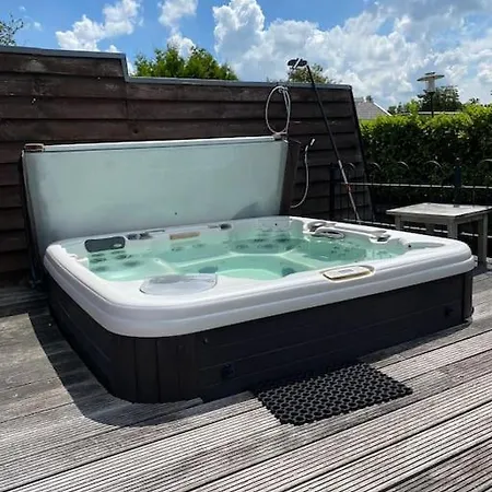 Smalland Amsterdam בית נופש לוסדרכט